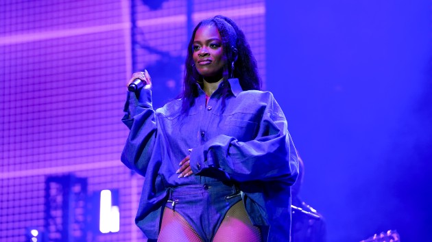 Ari Lennox announces plans to leave social media