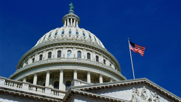 Bipartisan pair of senators applaud DOJ investigation into egg producers