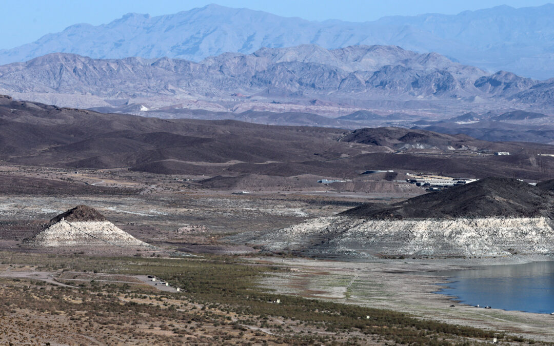 Lake Mead, nation’s largest reservoir, reaches its lowest water level on record