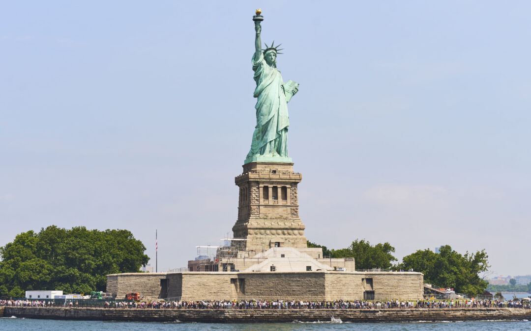 Deadly New York boat crash: Operator in federal custody, to appear in court