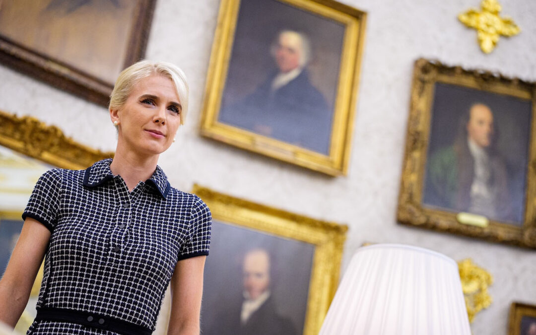 Trump gave gifts totaling $155,000 to 4 White House aides, including Natalie Harp